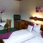 兰德嘎斯霍夫祖姆赫斯晨酒店 3*