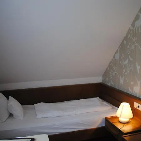 Landgasthof Zum Hirschen 3*